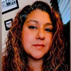 Meet your Posher, Melynda